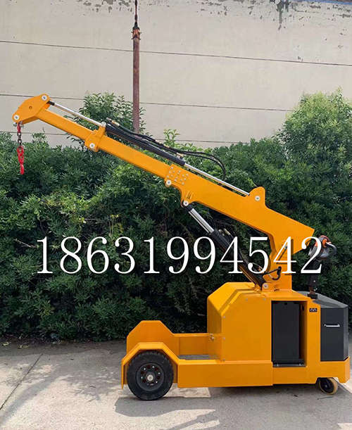 扎兰屯市随车吊机出租绞盘小吊机简易电动行走吊机车载吊机出租12/24V车载吊随车吊机