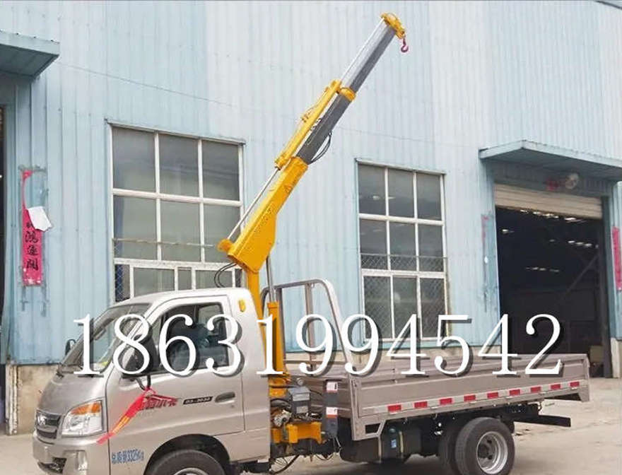 扎兰屯市随车吊机出租绞盘小吊机简易电动行走吊机车载吊机出租12/24V车载吊随车吊机