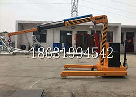 扎兰屯市随车吊机出租绞盘小吊机简易电动行走吊机车载吊机出租12/24V车载吊随车吊机